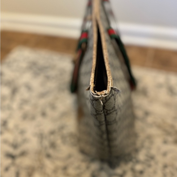 Authentic- Gucci Plus Large Vintage Tote - Picture 3 of 7